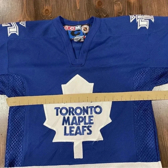 Vintage Toronto Maple Leafs CCM  NHL Jersey - Picture 10 of 11